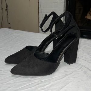 Black heels with a 3 inch heel from SHEIN. Size 8/5